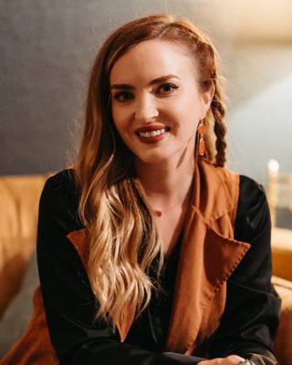 Photo of Erin Love, Counselor, LAC, MS