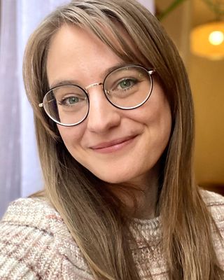 Photo of Elise Shulman, Marriage and Family Therapist Candidate, MFTC, MA