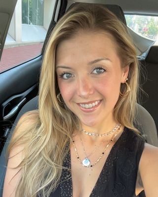 Photo of Cailen Vincent, Clinical Social Work/Therapist, BS, MSW, CSW