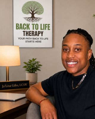 Photo of JaLisa Giles, Clinical Social Work/Therapist, LCSW