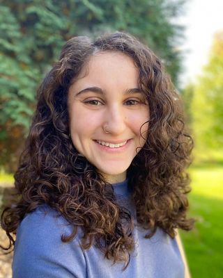 Photo of Mikayla Lash, Clinical Social Work/Therapist, MSW, LGSW