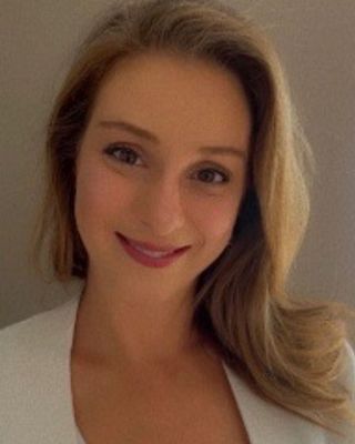 Photo of Stav Bennett, Licensed Professional Clinical Mental Health Counselor, LPCMH