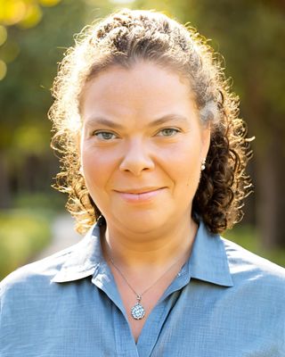 Photo of Julie Yankowsky, Psychiatric Nurse Practitioner, MSN, PMHNP