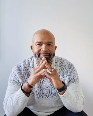Photo of Jermaine Kemp - Jermaine Kemp - Speakhopejk, Counsellor, MS, RCC, EMDR