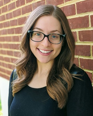 Photo of Elizabeth Wallace, Pre-Licensed Professional, MS, NCC