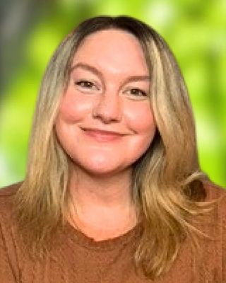 Photo of Lily Julian, Clinical Social Work/Therapist, LMSW