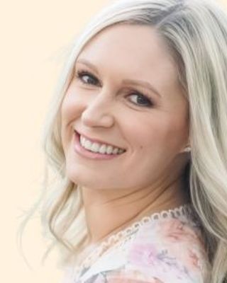 Photo of Casey Lee, Psychiatric Nurse Practitioner, MSN, PMHNP