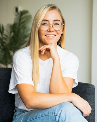 Photo of Lexie Morgan, Counsellor, MC, RCC, CCC