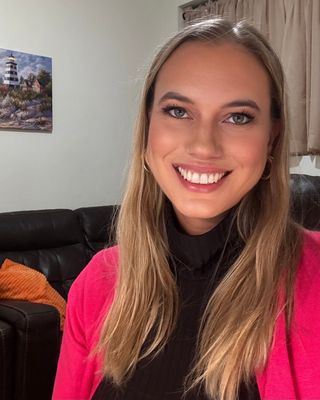 Photo of Hannah Ray, Clinical Social Work/Therapist, LCSW, CSAT