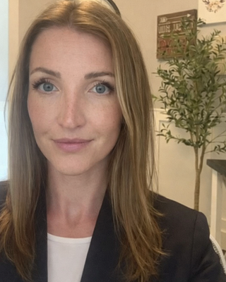 Photo of Brittany Ennis, Counsellor, MC, CCC