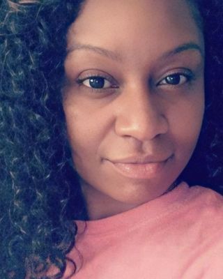 Photo of Lakia Davis, Psychiatric Nurse Practitioner, PMHNP