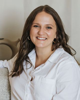 Photo of Victoria Kachinski, Clinical Social Work/Therapist, MSW, LICSW