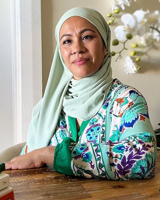 Photo of Aneeqah Arend, General Counsellor