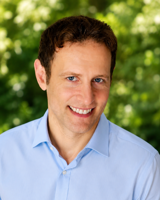 Photo of David Chochinov, Occupational Therapist, MOT, BA(PSY), BS(NUT), OTREG, (MB)