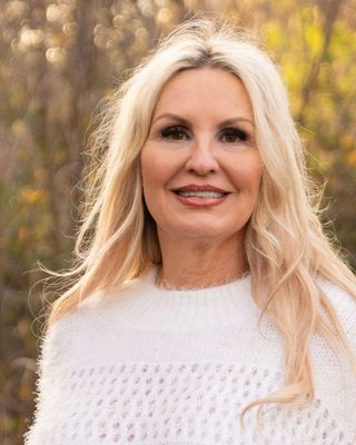 Photo of Kathy Looper, Marriage & Family Therapist, LMFT