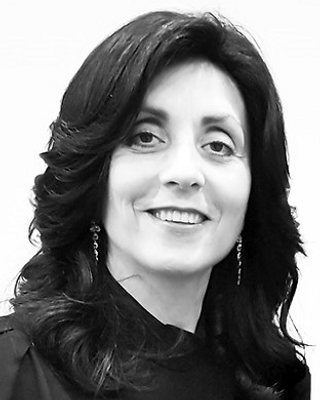 Photo of Clara Rapoport, Psychotherapist, MBACP Accred