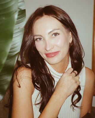 Photo of Laura Clarke, Registered Psychotherapist, MA, RP