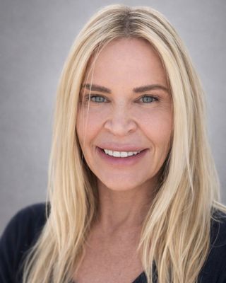 Photo of Dr. Stephanie Reynolds, Psychologist, PsyD
