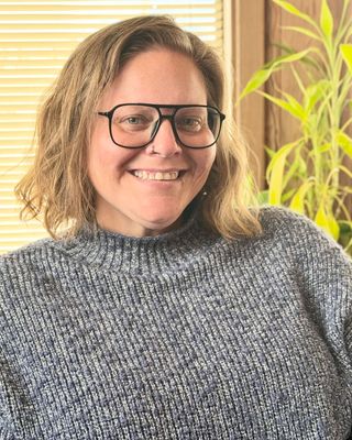 Photo of Laura Quinonez, Clinical Social Work/Therapist, LCSW, CTP