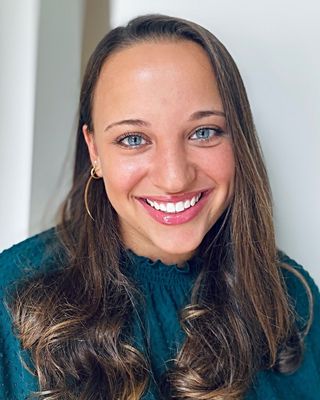 Photo of Olivia Tisa, Clinical Social Work/Therapist, LGSW