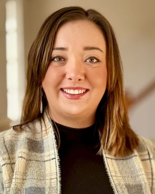 Photo of Holly Bly, Pre-Licensed Professional