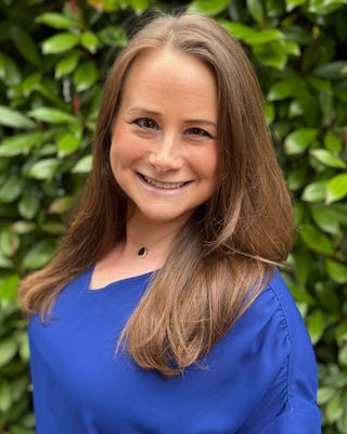 Photo of Elizabeth Viney, Psychologist, PhD