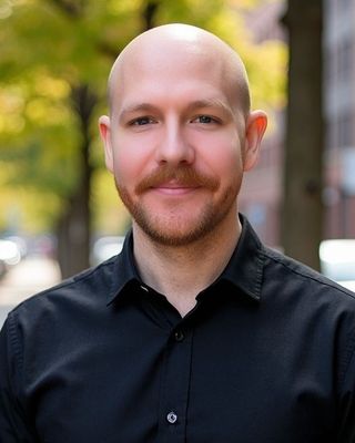 Photo of Aaron Halliday, Registered Psychotherapist (Qualifying), PhD