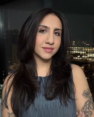 Photo of Melika Shirazi, Registered Psychotherapist (Qualifying)