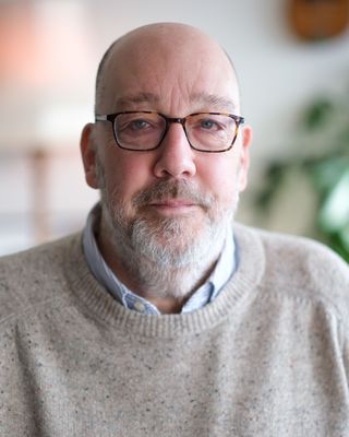 Photo of Toby Reisz, Counsellor in London, England