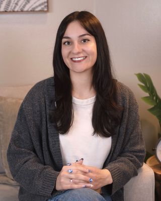 Photo of Vanessa Wiebach, Pre-Licensed Professional