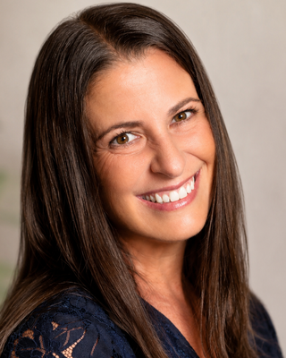 Photo of Gabriela Hirsch, Psychologist, MA, PsyD