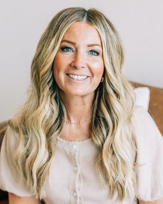 Photo of Jen Stobart, Clinical Social Work/Therapist, LCSW