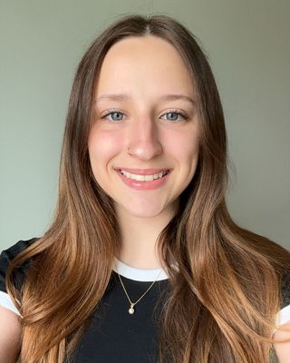 Photo of Emily Macdonald, Pre-Licensed Professional