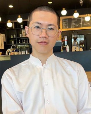 Photo of Minh Nguyen, Psychologist, MPsych, PsyBA General