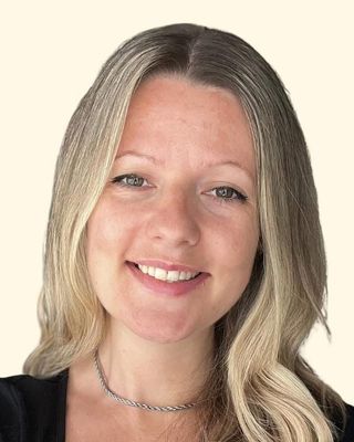 Photo of Katie Schofield, Psychotherapist, MBACP