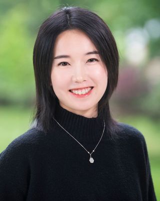 Photo of Carmen Xiaoqing Guo, MEd, MACP, Registered Psychotherapist (Qualifying)