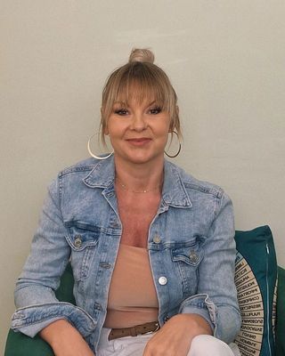Photo of Kate Gadowska, Psychotherapist, MBACP
