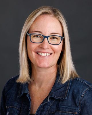 Photo of Heather Tichon, Marriage & Family Therapist, LMFT, CST