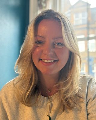 Photo of Louise Devlin, Psychotherapist, MSc, MBACP