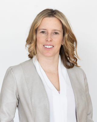 Photo of Holly Martin, Registered Psychotherapist (Qualifying)