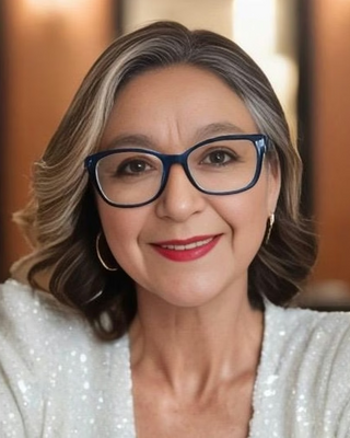 Photo of Ana Popoca-Logue, Psychiatric Nurse Practitioner, PMHNP