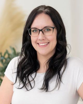 Photo of Dr. Leslie Worth- Certified Sex Therapist, Marriage & Family Therapist, PhD, LMFT, CST, NCC
