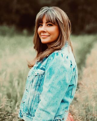 Photo of Ashley Clarke - Ashley Clarke - Divorce, ADHD & Family Stress, Registered Psychotherapist (Qualifying), BCR, BEd, DipDS