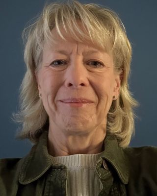 Photo of Lisa Anne Bauerlein-Olsen, Registered Social Worker, MSW, RSW