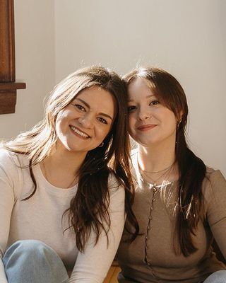 Photo of Hayley Yarish - Weaving Grief, Counsellor, MA, RCC, MPCC