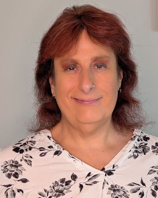 Photo of Darci Layke, Counsellor, MACP, RCC