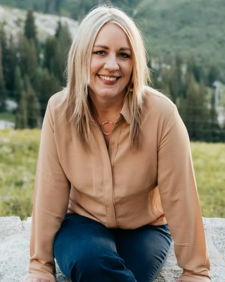 Photo of Amanda Stevenson, Marriage & Family Therapist, MA, LMFT