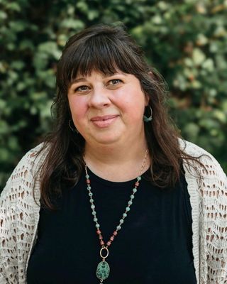 Photo of Elisabeth Waring, Pre-Licensed Professional, MA, LMHCA
