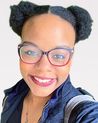 Photo of Iris Mosah, Counselor, LMHC