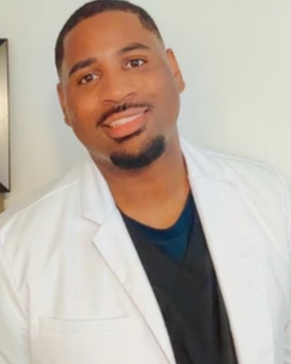 Photo of Terence Vereen, Psychiatric Nurse Practitioner, PMHNP